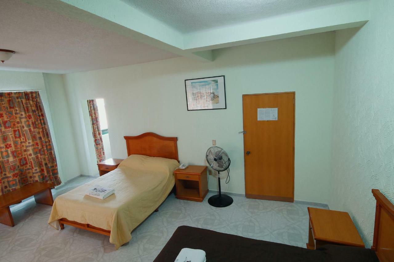 Hotel El Conquistador Monarca. Zitácuaro Esterno foto