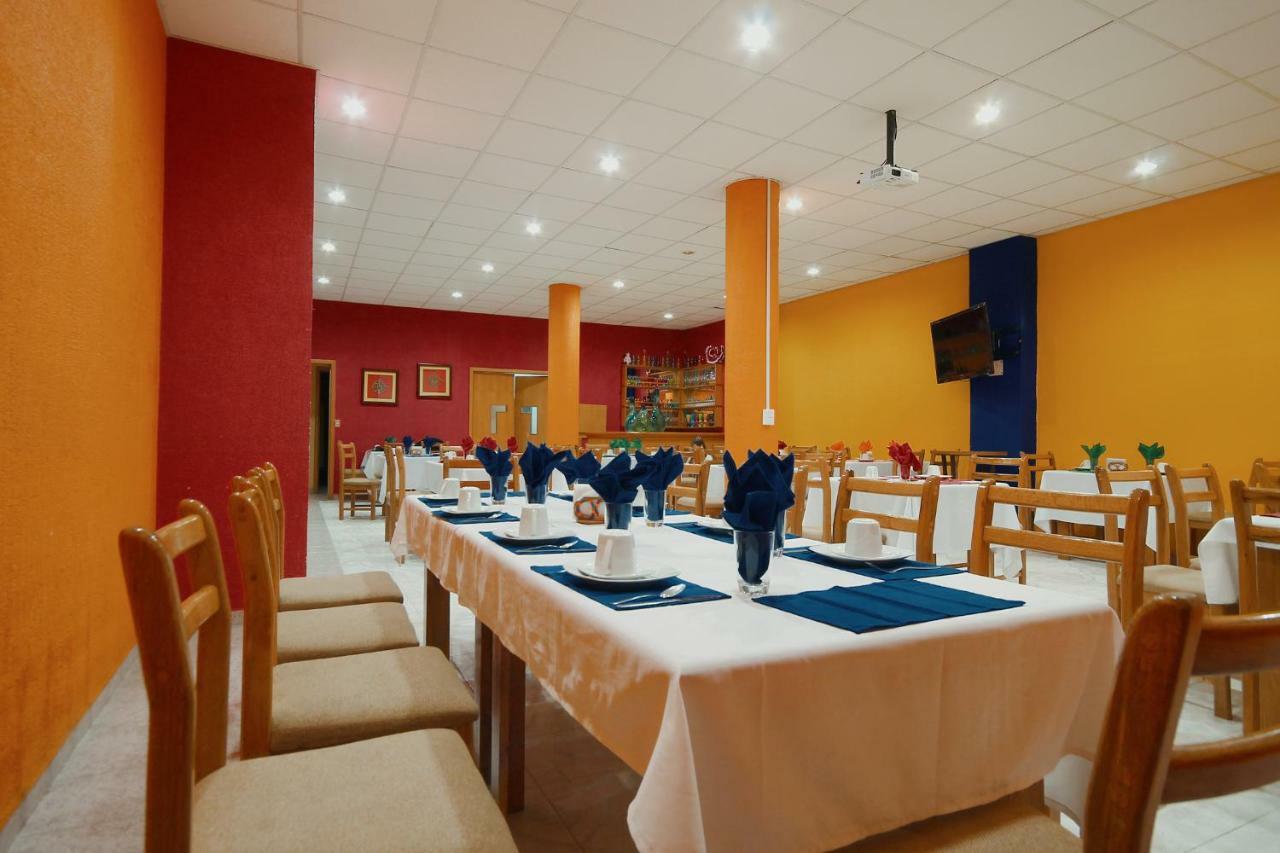 Hotel El Conquistador Monarca. Zitácuaro Esterno foto