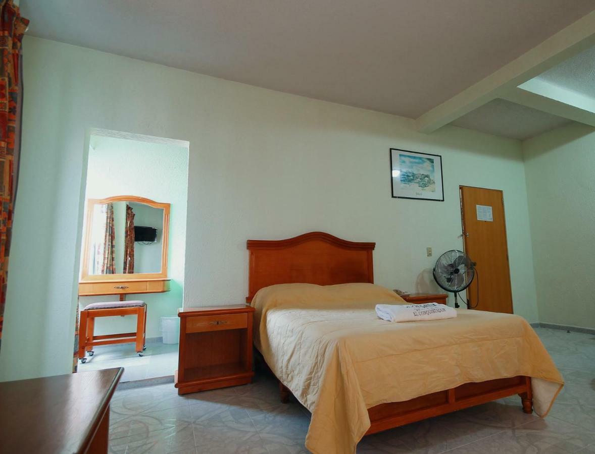 Hotel El Conquistador Monarca. Zitácuaro Esterno foto
